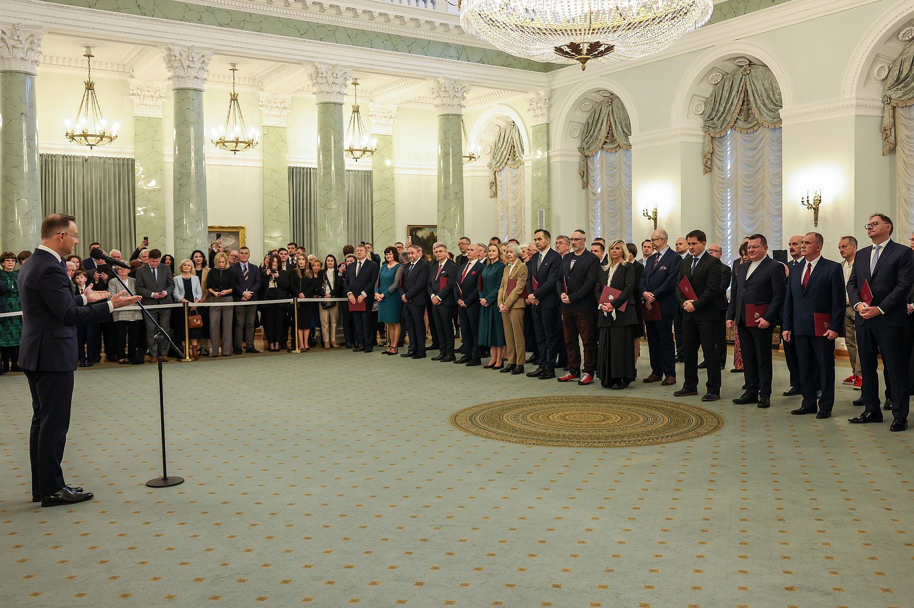 Jedenaście nowych nominacji profesorskich