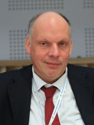 Piotr Jakubów